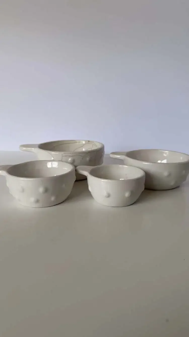 Cottage Core Ceramic Measuring Cup, 4 Piece Per Set